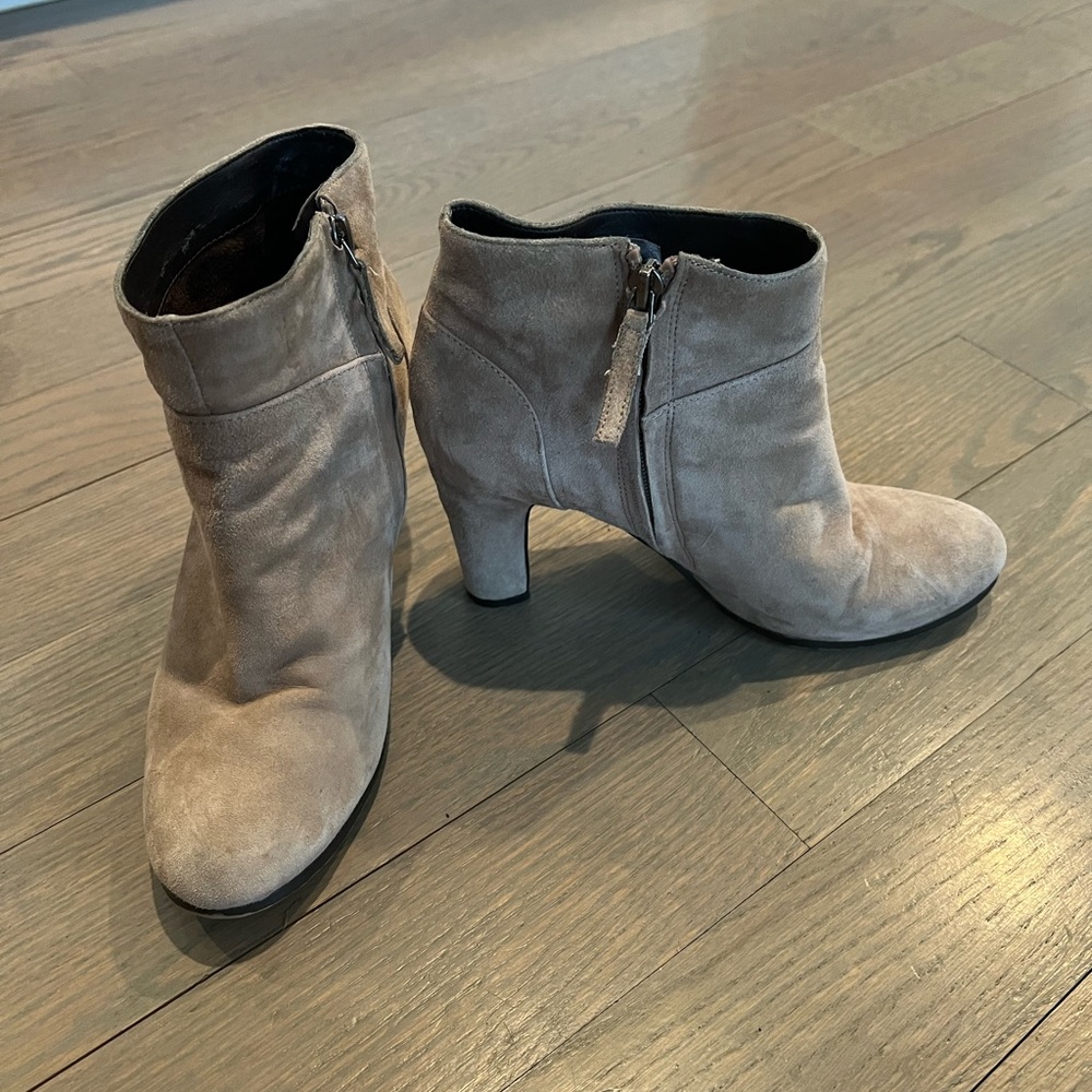 Sam Edelman Booties - Picture 4 of 7